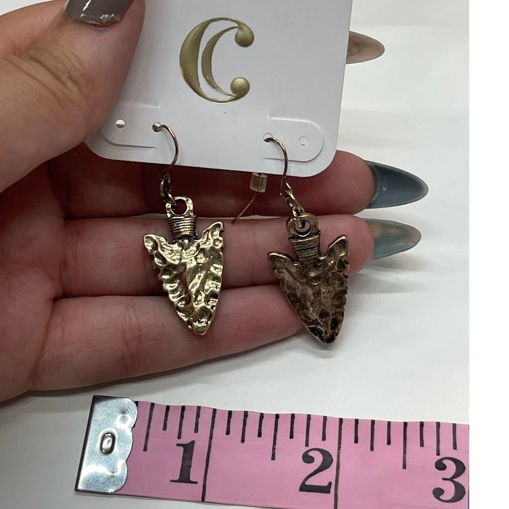 White‎ Light Arrowhead Dangle Earrings Burnished Gold Tone Hammered Boho